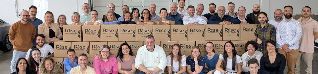 Program Autonoleggio insieme a Rise Against Hunger: preparati 10.800 pasti.
